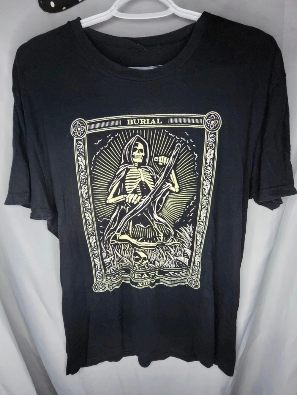 Burial 13 Apparel Death Tarot Graphic T-Shirt – Size Large